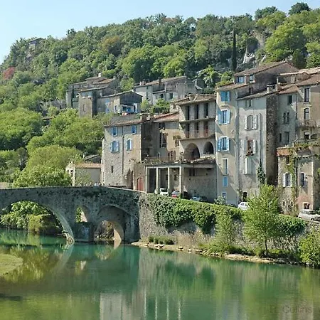 Logis Des Magnans -les Terrasses Du Coutach - فندق مبيت وإفطار Sauve