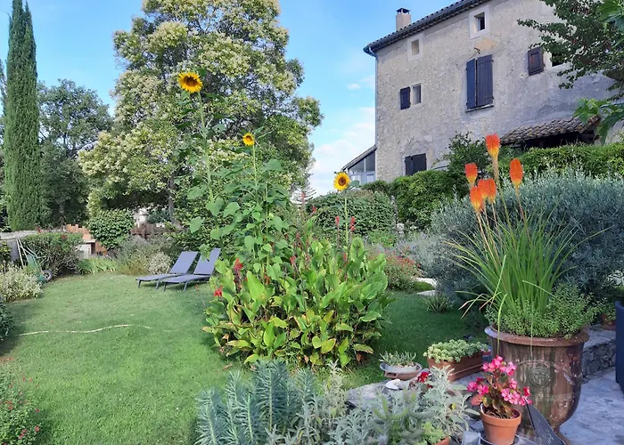 Logis Des Magnans -les Terrasses Du Coutach - Frühstückspension Sauve